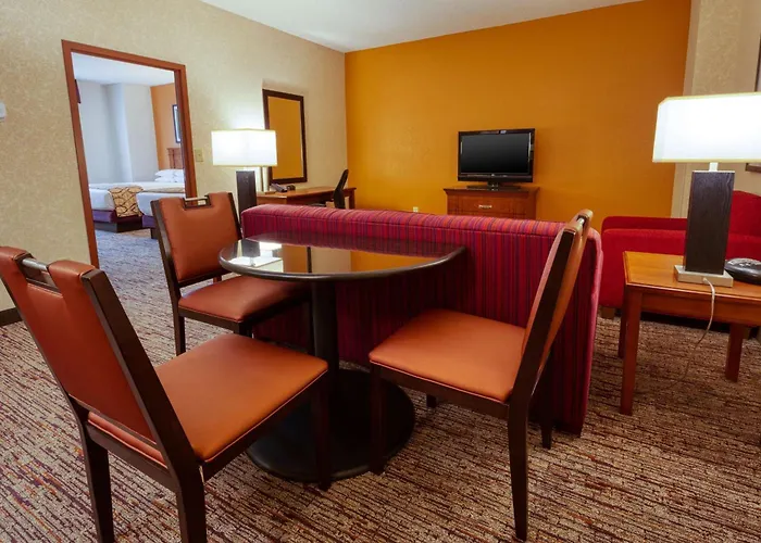 Drury Inn & Suites Indianapolis Northeast